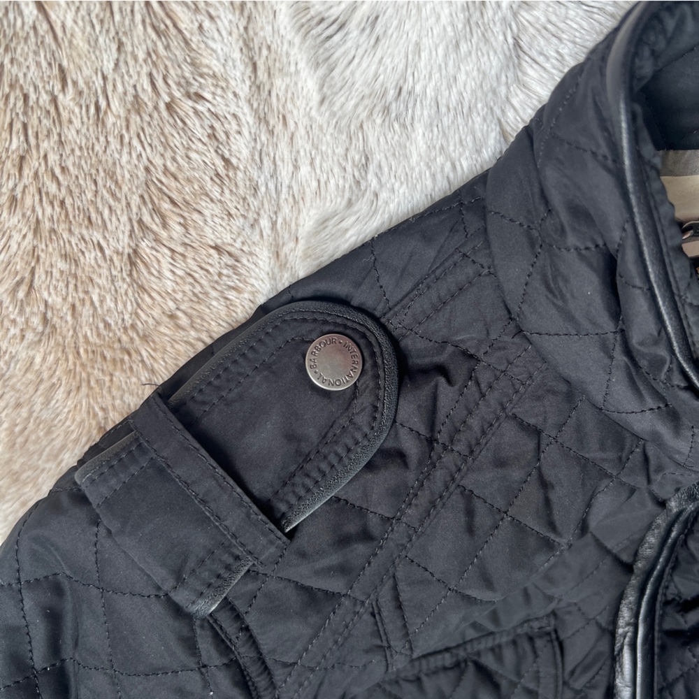 Black Quilted Women's Belted Jacket - Picture 8 of 16